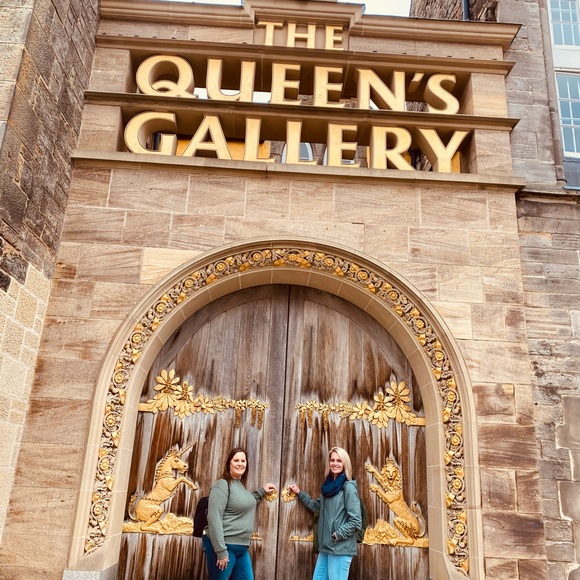 Meet your Posher, Mandy - Picture 7 of 13